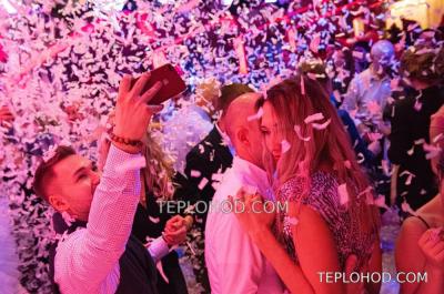 Новогодний корпоратив на теплоходе