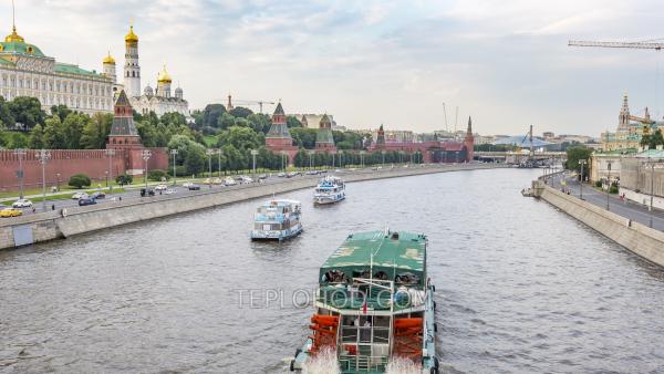 Прогулка на теплоходе по всему центру Москвы без возвращения на причал отправления