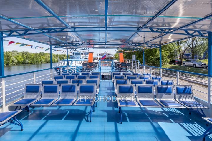 Теплоход “Князь Меньшиков”