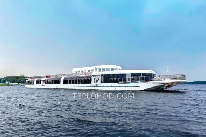 Теплоход “Александрия”