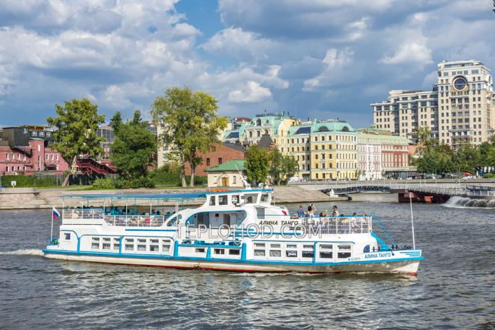 Теплоход “Алина Танго”