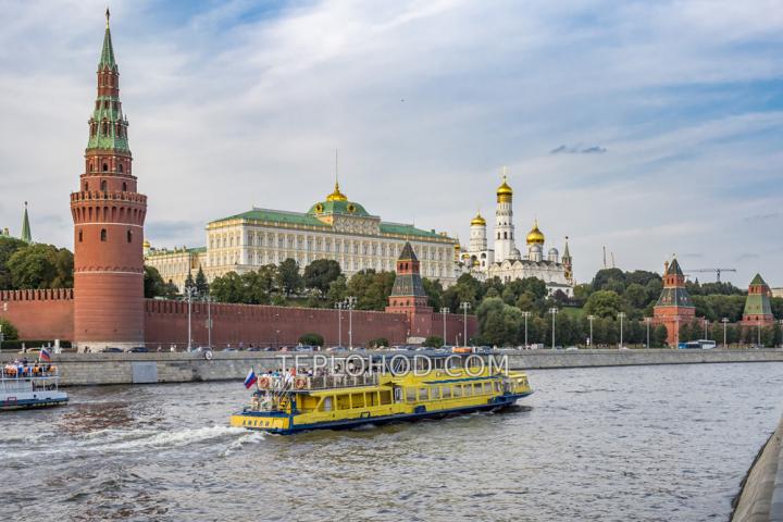 Теплоход “Амели”