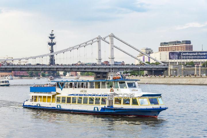 Теплоход “Амели”