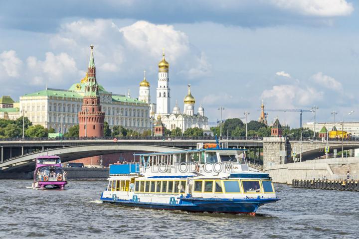 Теплоход “Амели”