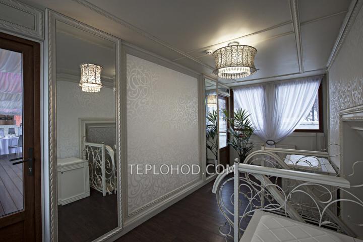 Теплоход “Артурс”