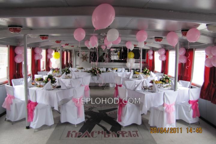 Теплоход “Аврора”