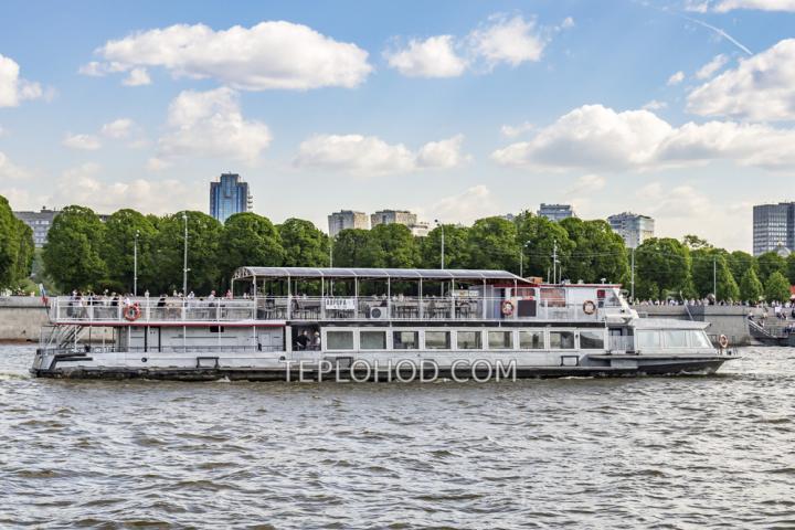 Теплоход “Аврора”