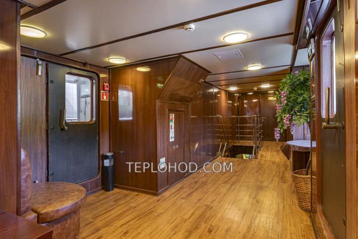 Теплоход “Барс”