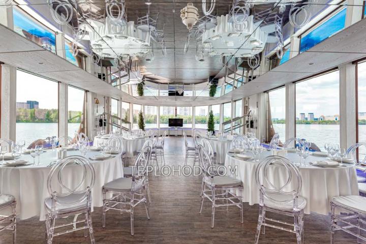 Теплоход “Благодать”