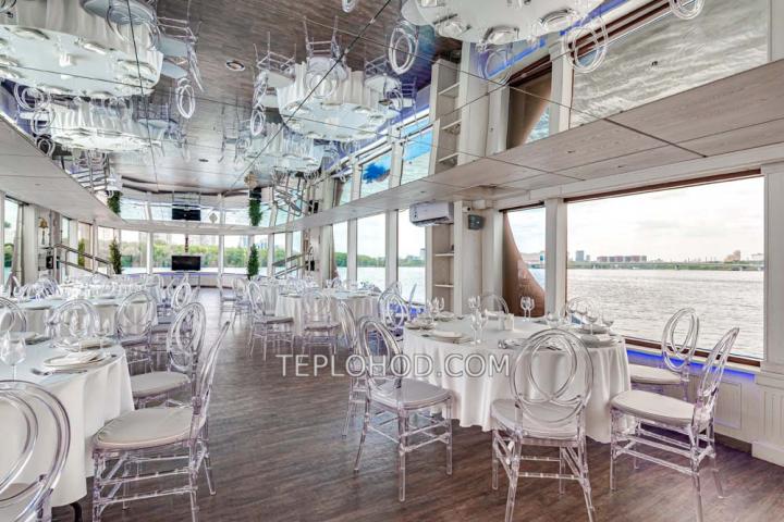 Теплоход “Благодать”