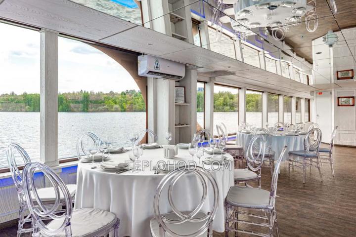 Теплоход “Благодать”