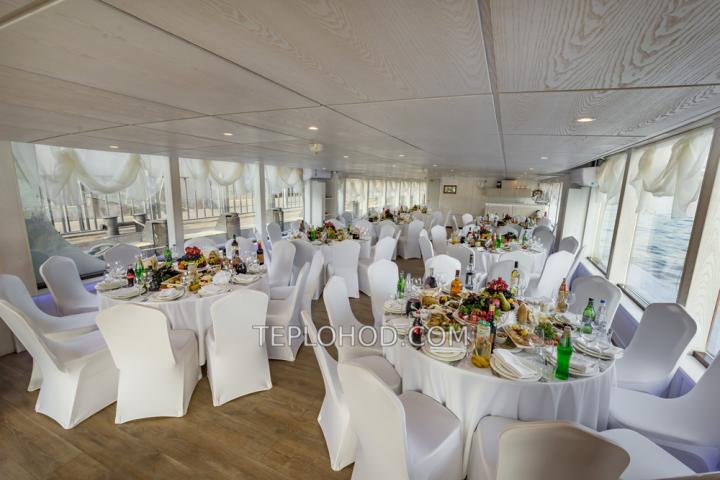 Теплоход “Благодать”