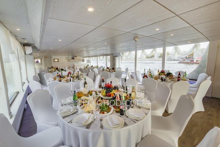 Теплоход “Благодать”