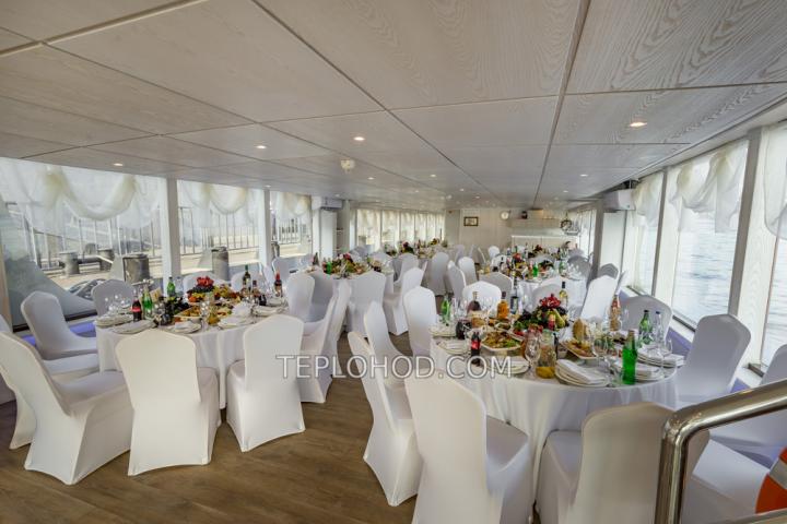 Теплоход “Благодать”