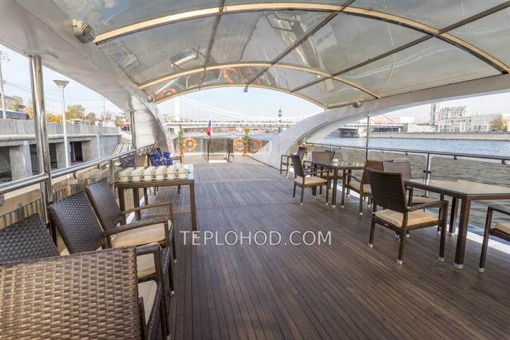 Теплоход “Благодать”