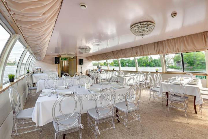 Теплоход “Богема”