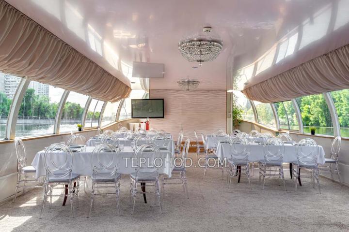 Теплоход “Богема”