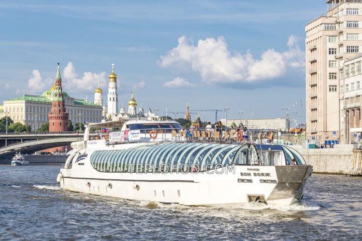 Теплоход “Бон-Вояж”