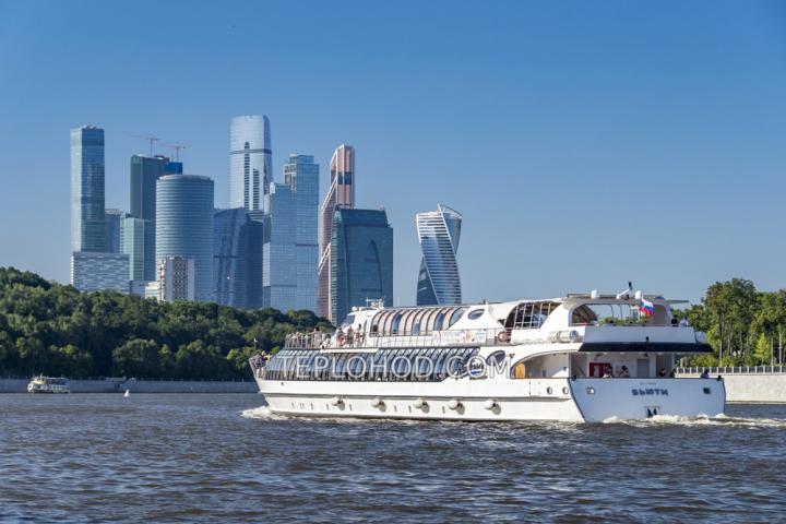 Теплоход “Бьюти”