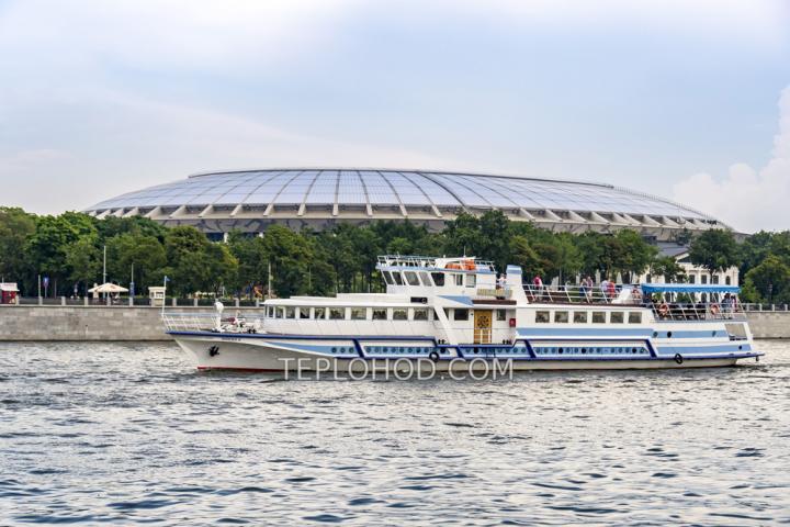 Теплоход “Чижик 2”