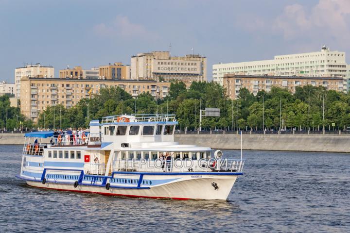 Теплоход “Чижик 2”