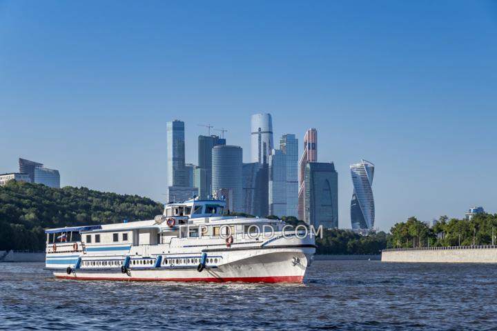 Теплоход “Дунай”