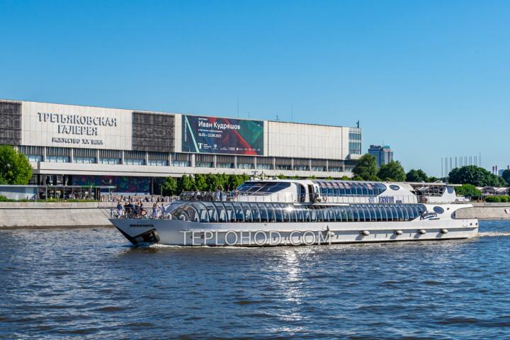 Теплоход “Феличита”