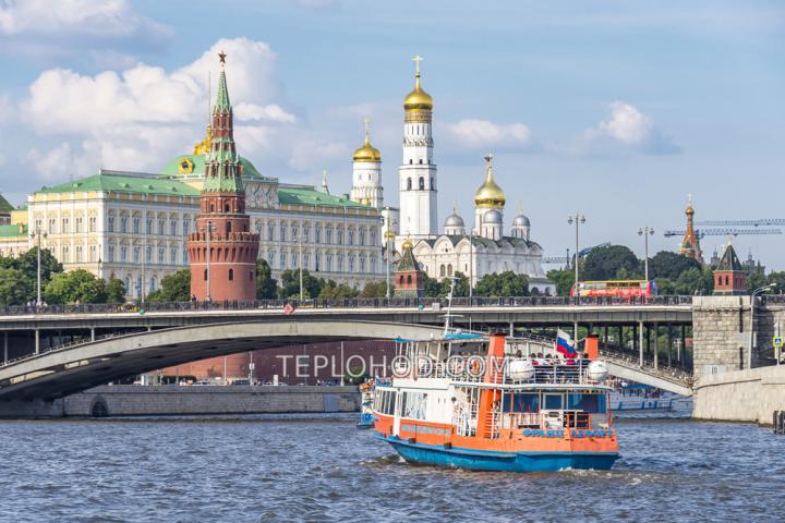 Теплоход «Франц Лефорт»