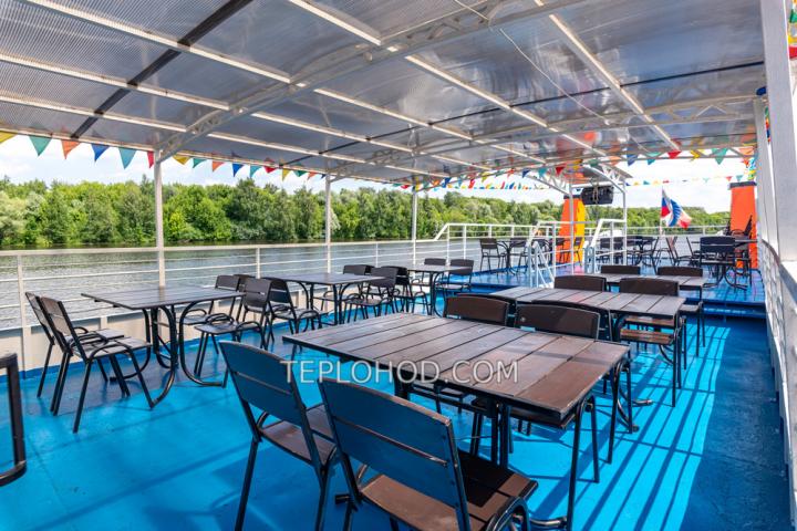 Теплоход «Франц Лефорт»