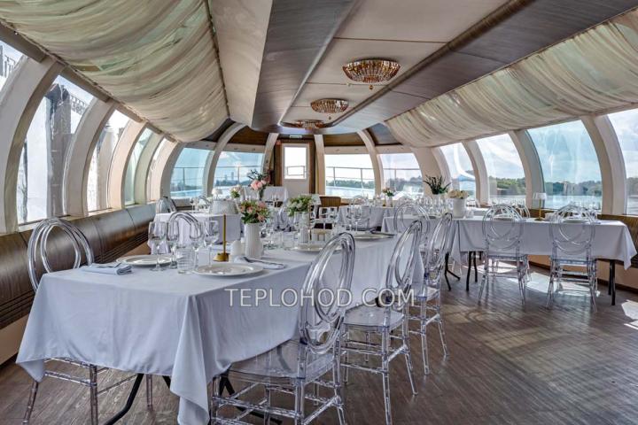 Теплоход “Гнездо Глухаря”