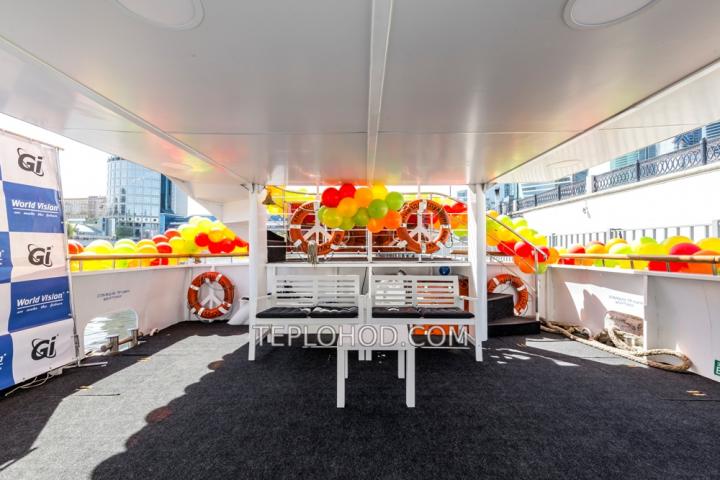 Теплоход “Гнездо Глухаря”