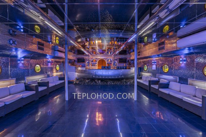 Теплоход “Гжель”