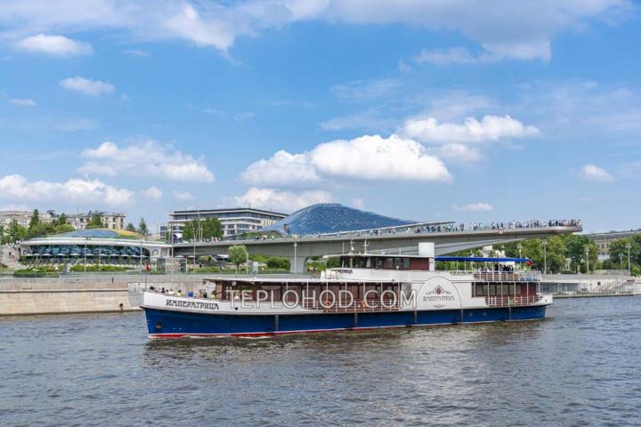 Теплоход “Императрица”