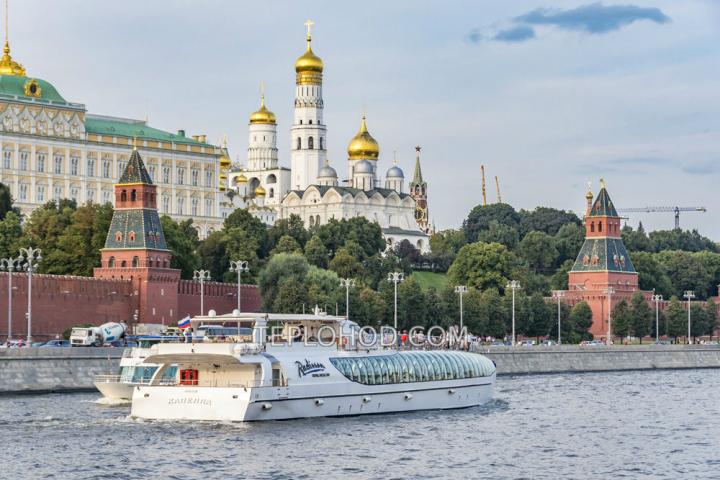 Теплоход “Капелла”