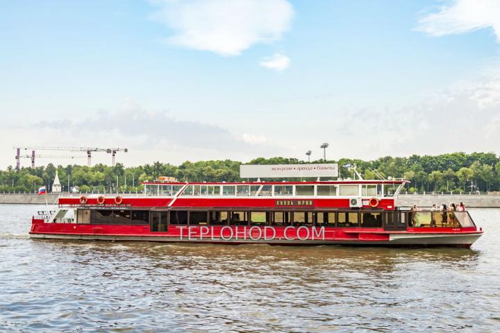 Теплоход “Виктор Потапов”