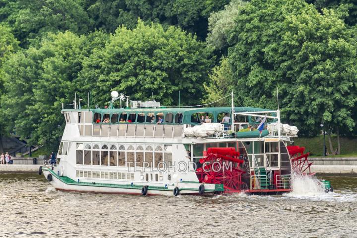 Теплоход “Колесовъ”