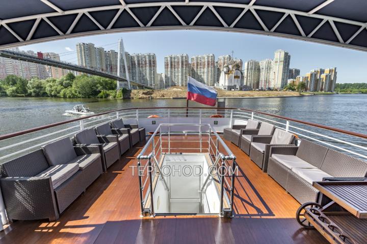 Теплоход “Крокус”