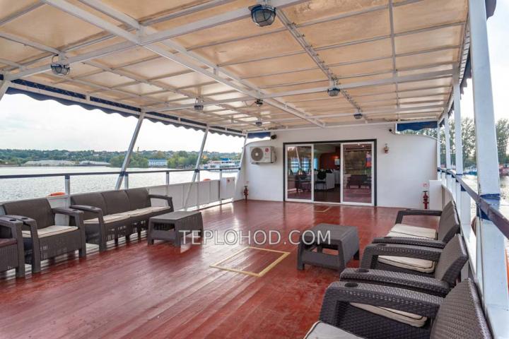 Теплоход “Лагуна”