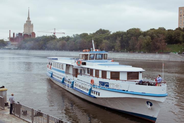 Теплоход “Лагуна”