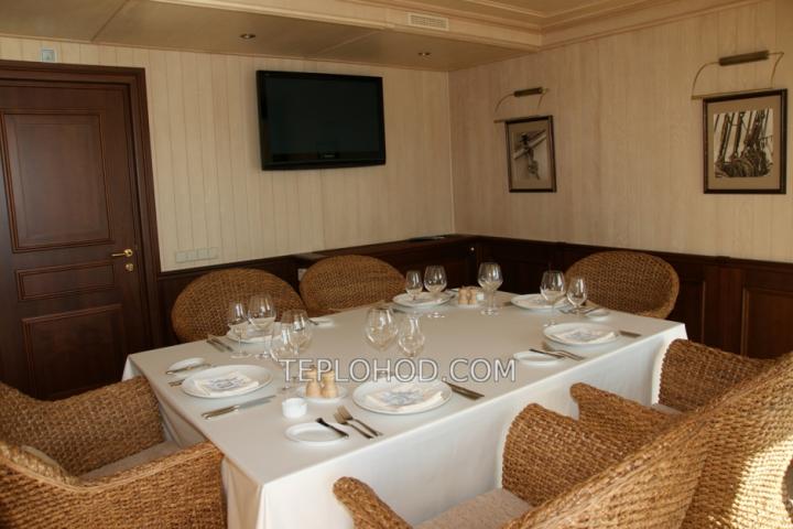 Теплоход “Ласточка”