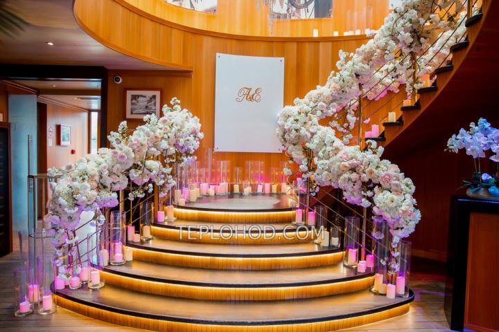 Теплоход “Ласточка”