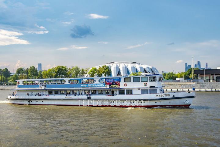 Теплоход “Маэстро”