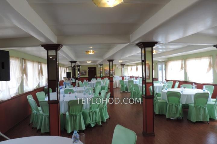 Теплоход “Маэстро”