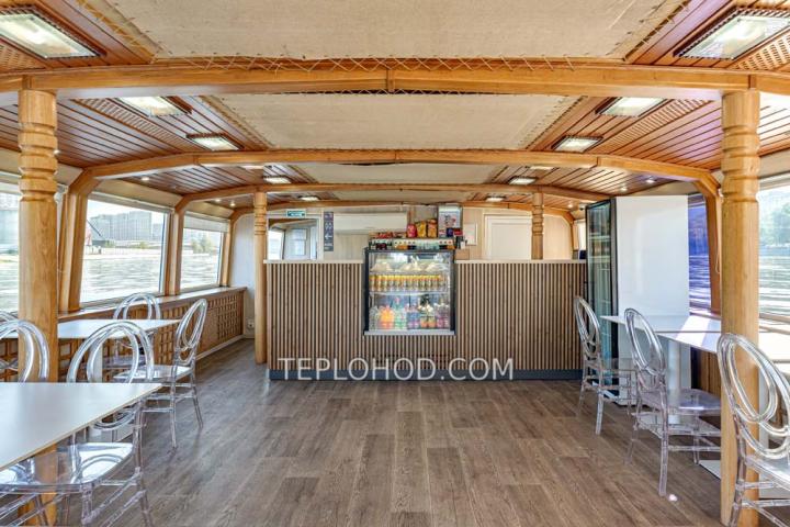 Теплоход “Мечта” 