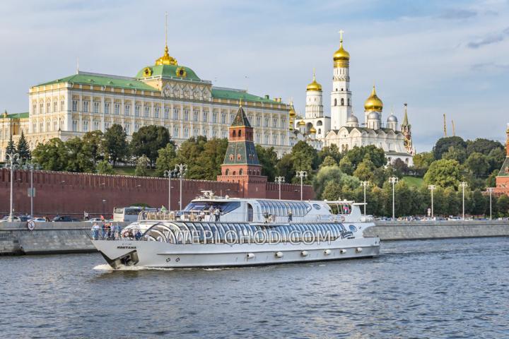 Теплоход “Монтана”