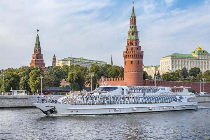 Теплоход “Монтана”