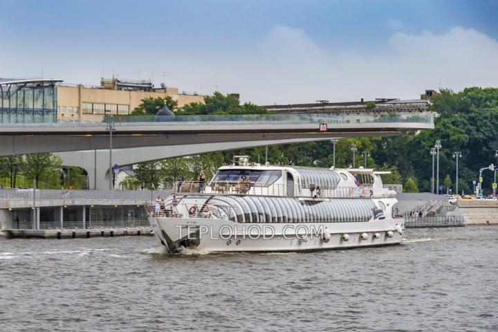 Теплоход “Монтана”