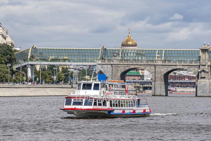 Теплоход “Москва-1”