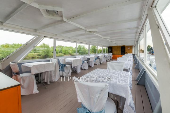 Теплоход “Радость