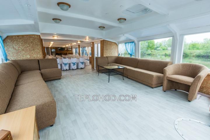 Теплоход “Радость